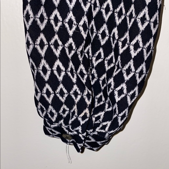 Max Studio Small Black White Geometric Shirt Dress - Picture 10 of 13